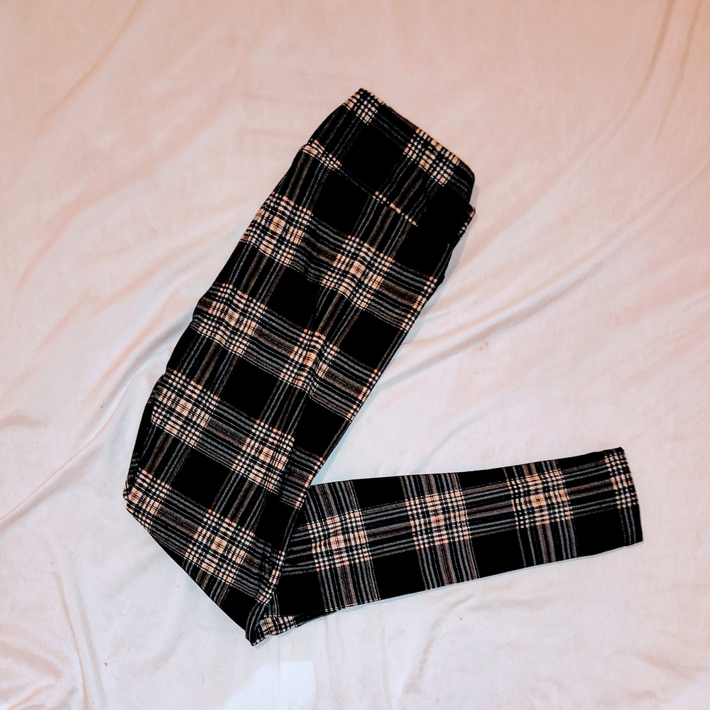 Plaid Kids Bottoms in Black and White